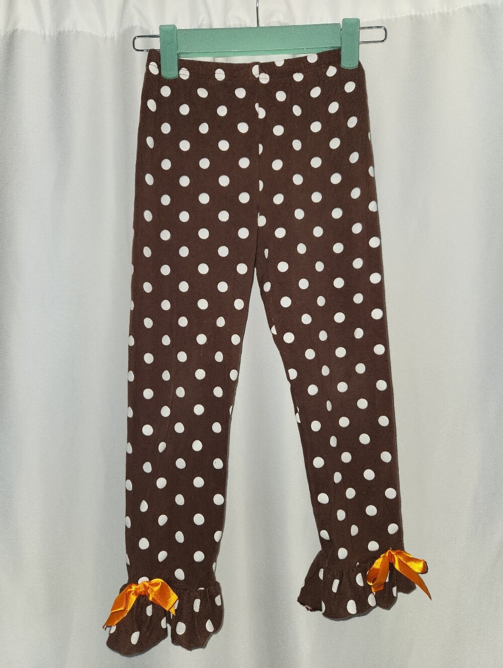 Girls' Polka Dot Ruffle Hem Leggings with Bow - Brown/White #adorable #dainty